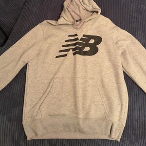Men’s M new bala hoodie